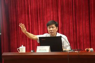 廣東省教育廳 珠海城市職業(yè)技術(shù)學(xué)院開學(xué)第一課開講 黨委書記鐘以俊為新生定方向